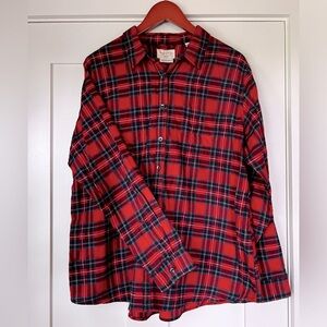 Weatherproof Vintage women’s soft plaid button-down flannel shirt. Great Cond